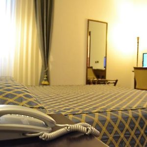 Camera standard con letto king size